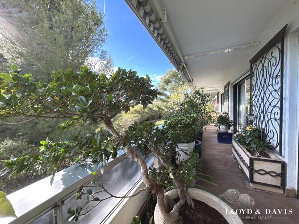 VENTE VIAGER OCCUPE DANS UNE RESIDENCE GRAND STANDING