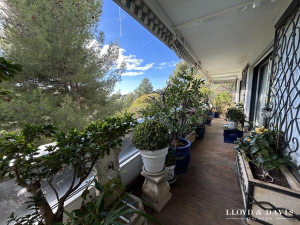 VENTE VIAGER OCCUPE DANS UNE RESIDENCE GRAND STANDING