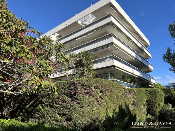VENTE VIAGER OCCUPE DANS UNE RESIDENCE GRAND STANDING