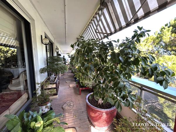 VENTE VIAGER OCCUPE DANS UNE RESIDENCE GRAND STANDING