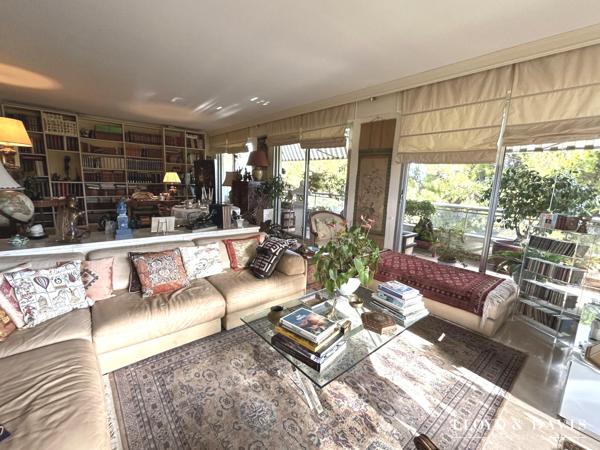 VENTE VIAGER OCCUPE DANS UNE RESIDENCE GRAND STANDING