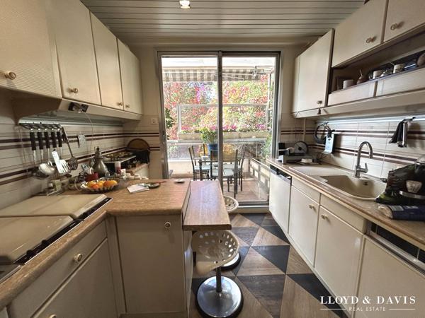 VENTE VIAGER OCCUPE DANS UNE RESIDENCE GRAND STANDING