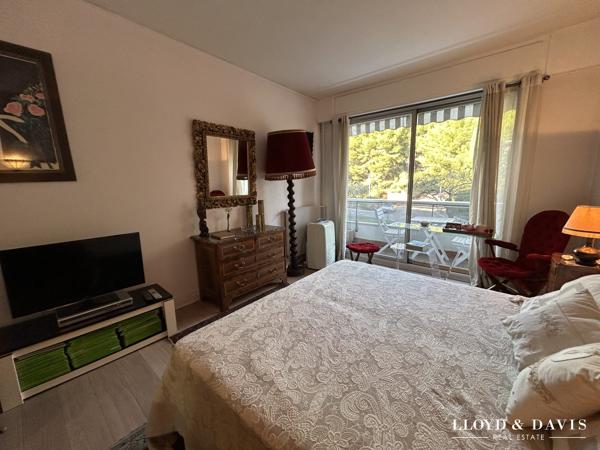 VENTE VIAGER OCCUPE DANS UNE RESIDENCE GRAND STANDING