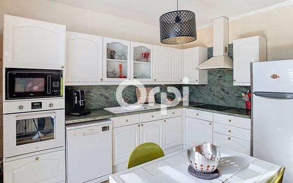 Maison à vendre    6 pièces • 138 m2 Trélissac