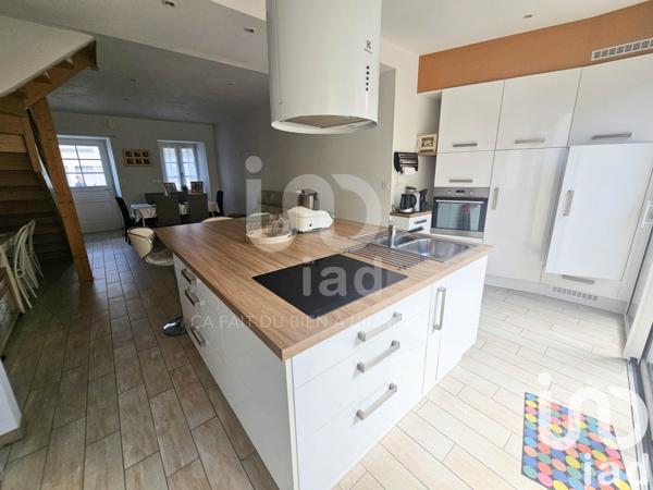 Maison 4 pièces de 80 m² à Saint-Méen-le-Grand (35290)