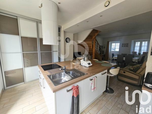 Maison 4 pièces de 80 m² à Saint-Méen-le-Grand (35290)