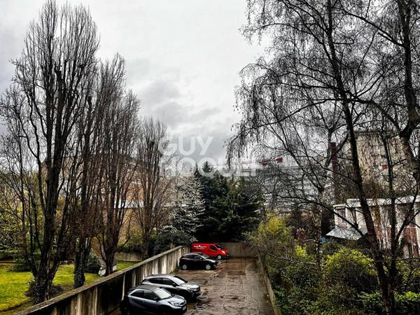 Studio lumineux au calme - Emplacement recherché à Vanves