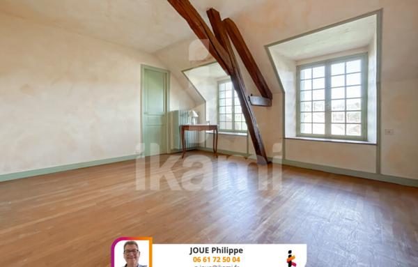 Maison 9 pièces de 224 m2 à Collemiers (89100)