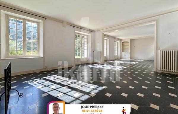 Maison 9 pièces de 224 m2 à Collemiers (89100)