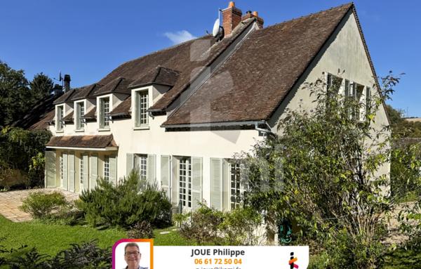 Maison 9 pièces de 224 m2 à Collemiers (89100)