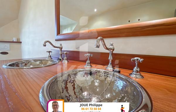 Maison 9 pièces de 224 m2 à Collemiers (89100)