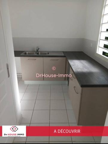 Appartement à louer 4 pièces de 75 m²