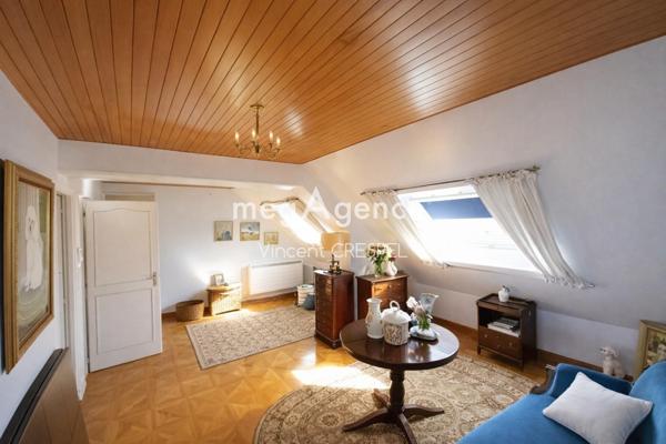 Maison à LA FLECHE, 72200 - 10 pièces 283m²