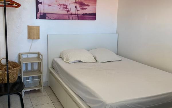 Appartement à louer    1 pièce •  Sète