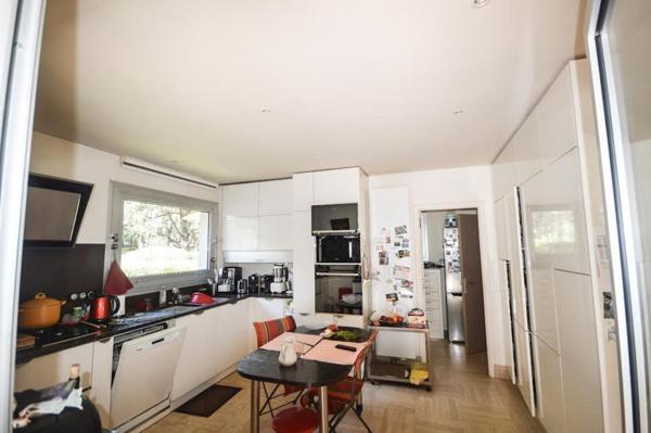 Maison à MAZAMET, 81200 - 6 pièces 227m²