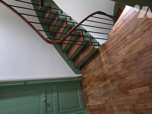 Villejuif Léo Lagrange 2 Pièces :  entrée, cuisine, séjour, chambre, salle d'eau, WC. DPE EN C.