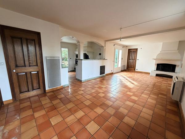 Villa T5 d'env 104 m² sur parcelle de 396 m²