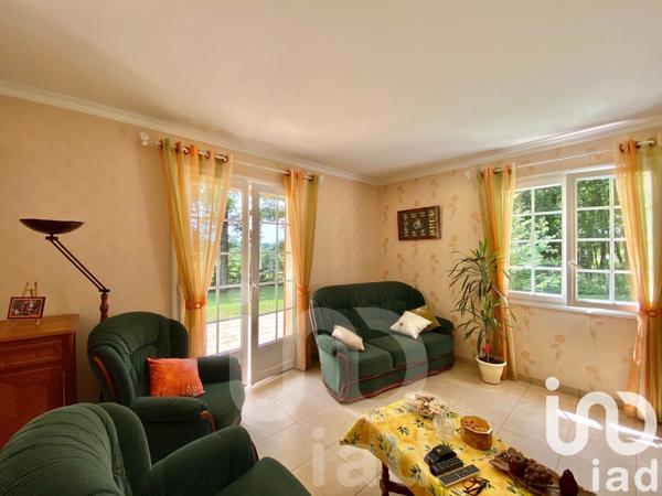 Maison de campagne 5 pièces de 130 m² à Étaules (17750)