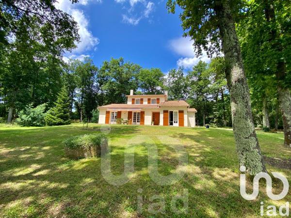 Maison de campagne 5 pièces de 130 m² à Étaules (17750)