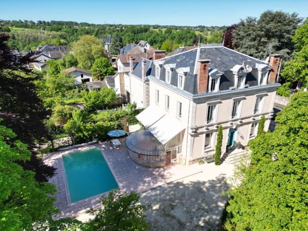 Maison de Centre Ville avec parc