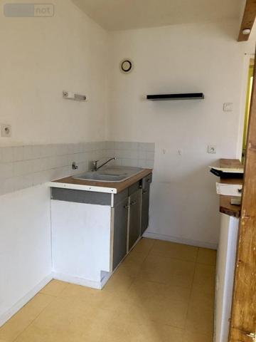 Immeuble à vendre à Crosmières dans la Sarthe (72200), ref : 72068-2121