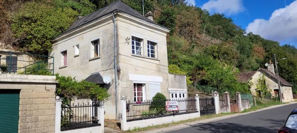 MAISON DE VILLAGE A MONTOIRE SUR LE LOIR