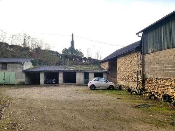 Ensemble immobilier secteur gare SNCF