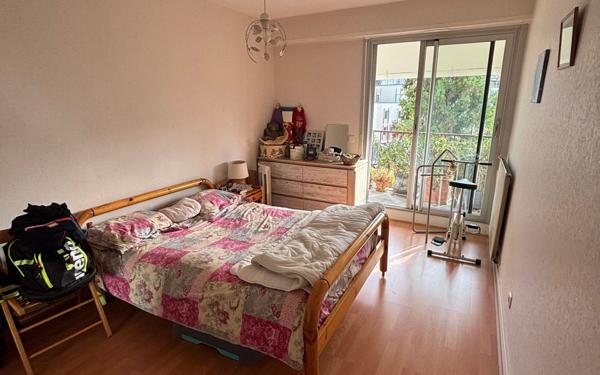 Appartement à vendre    3 pièces • 65 m2 Pau