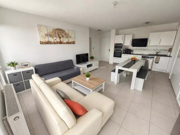 Vente                                                      Appartement
                        
                     3 pièces                      62 m2                     à Chessy