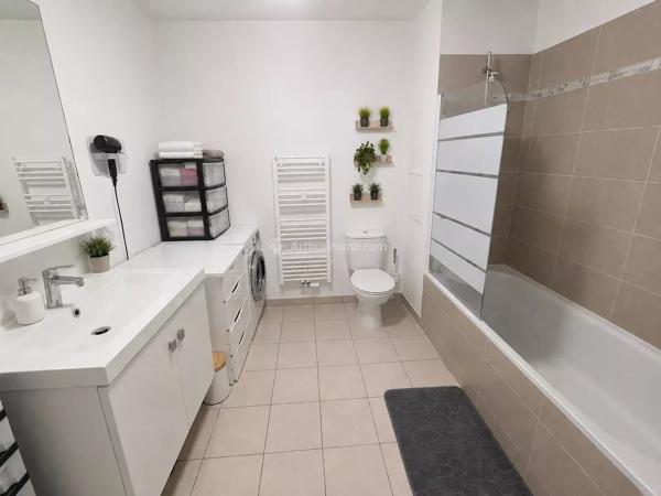 Vente                                                      Appartement
                        
                     3 pièces                      62 m2                     à Chessy