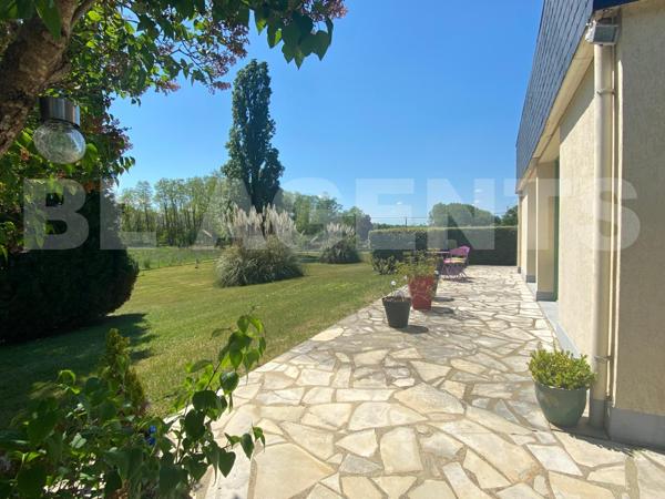 Maison d'architecte à Bazouges Cré sur Loir