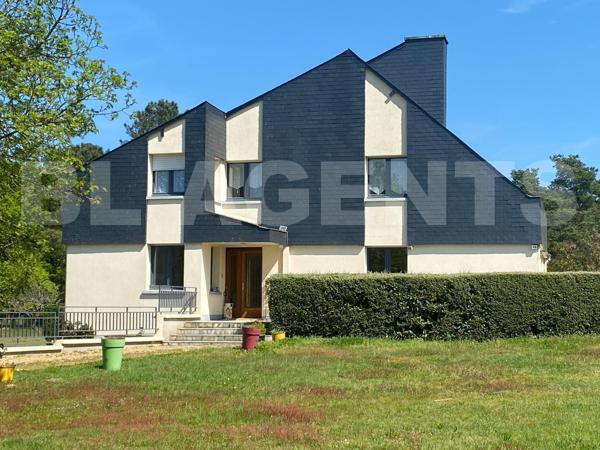 Maison d'architecte à Bazouges Cré sur Loir