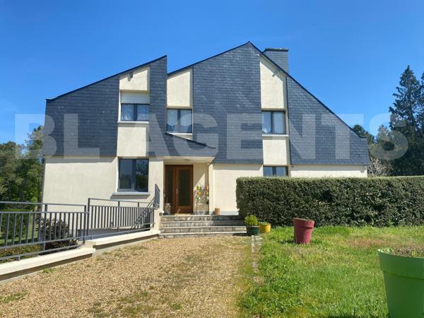 Maison d'architecte à Bazouges Cré sur Loir