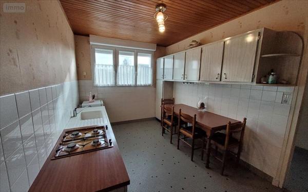 Maison de ville à vendre à Carhaix-Plouguer dans le Finistère (29270), ref : 29066-1059499