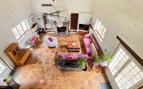 Maison à vendre    7 pièces • 316 m2 Étampes