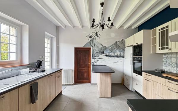 Maison à vendre    7 pièces • 316 m2 Étampes