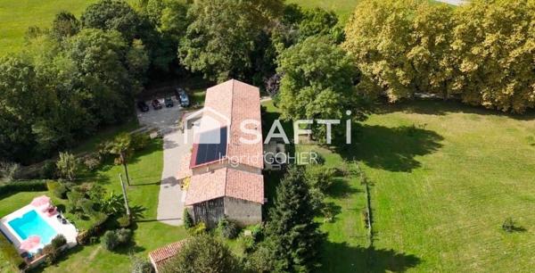 Propriété de caractère avec gîte, piscine et bois – Proche Mirepoix