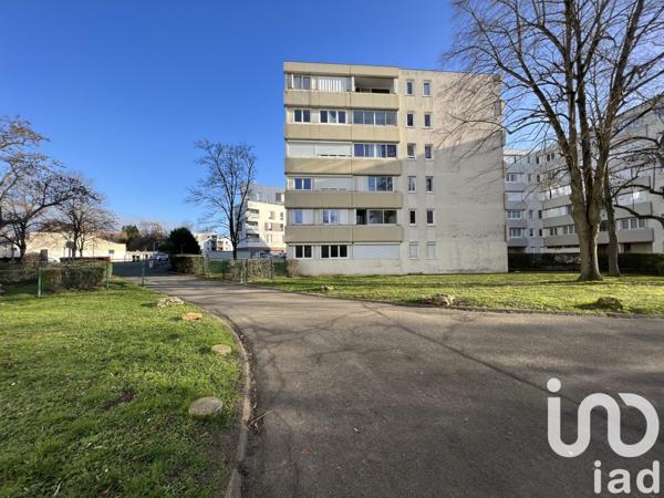 Appartement à vendre 3 pièces 59 m² Savigny-le-Temple