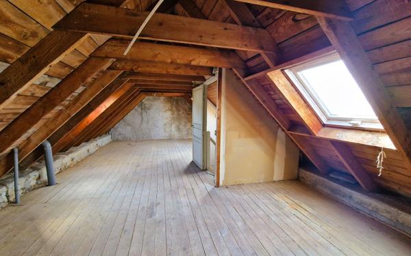 Maison à vendre    3 pièces • 68 m2 Plouhinec