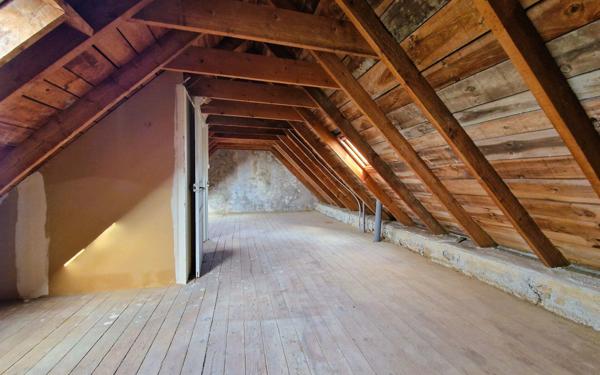 Maison à vendre    3 pièces • 68 m2 Plouhinec