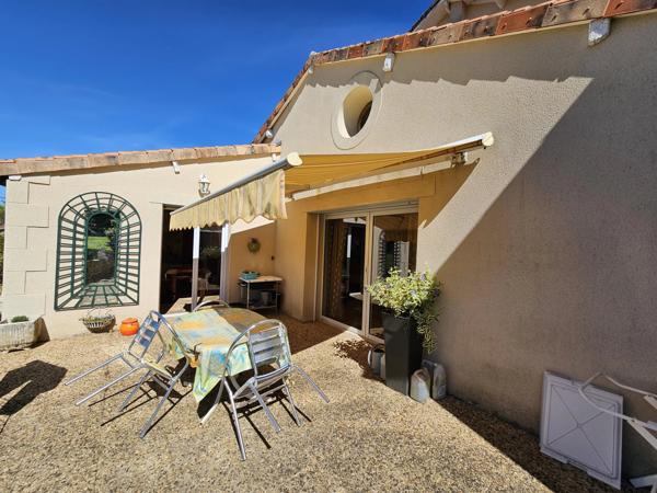 Charmante maison de 3 chambres avec dépendance pour les invités, cottage à rénover et caractéristiques exceptionnelles