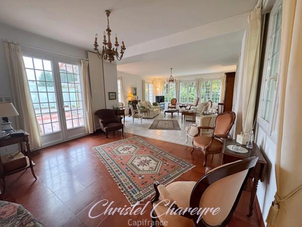 Maison à vendre 8 pièces AIZENAY (85)