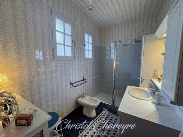 Maison à vendre 8 pièces AIZENAY (85)