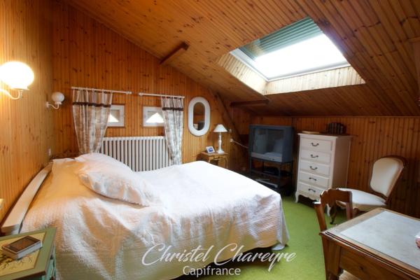 Maison à vendre 8 pièces AIZENAY (85)