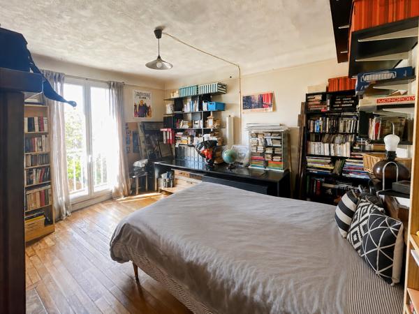 Maison
         8 pièces
        - 300 m² Bien prestige 1 100 000 € *