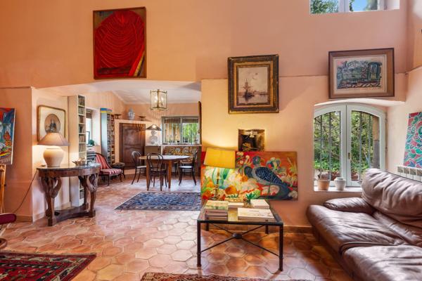 Le Muy (83490) Mas provençal de charme, Le Muy PISCINE, GARAGE, TERRAIN plat