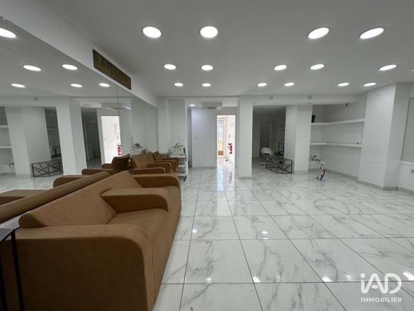 Location boutique/local commercial 54 m² Marseille 15