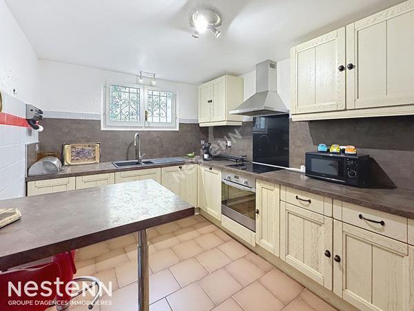 Maison Besse Sur Issole 4 pièce(s) 116 m2