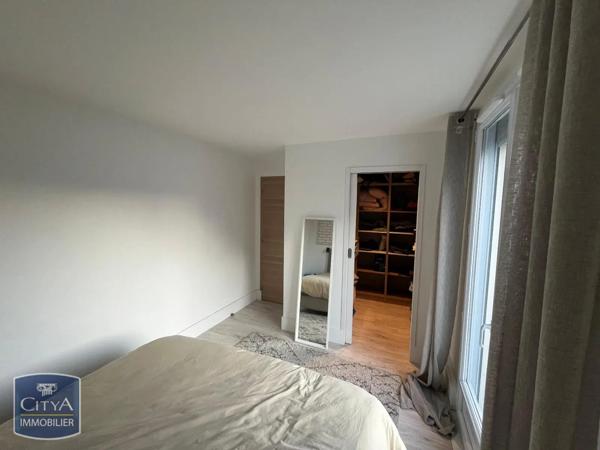 Appartement à louer 3 pièces 67.09m² Angers (49000)