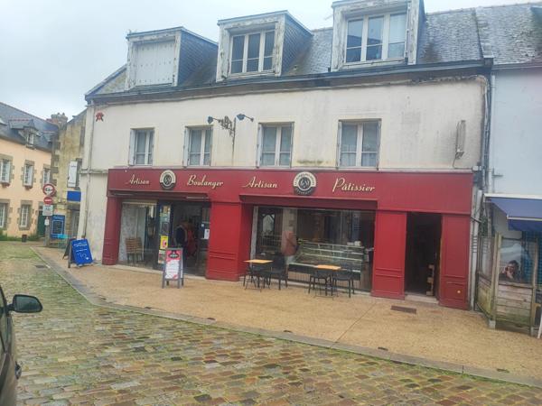 Locaux commerciaux loués à vendre DOUARNENEZ (29)